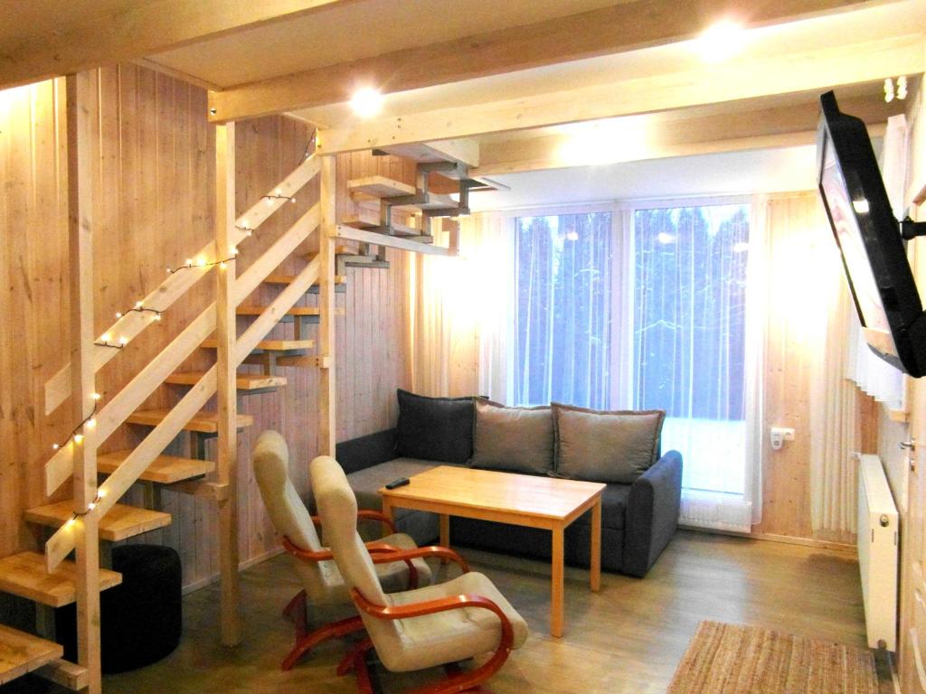 White Cottage room 1